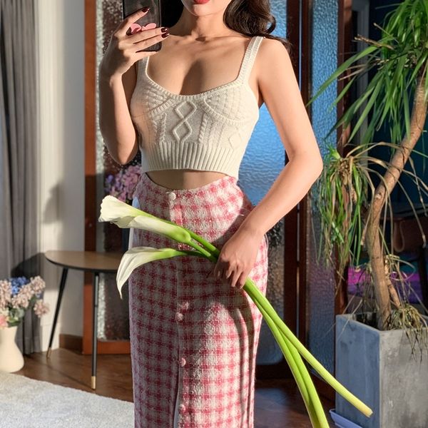 

2021 autumn and new winter french vintage super white sweet short handle all game robots of the elastic woman u0e8