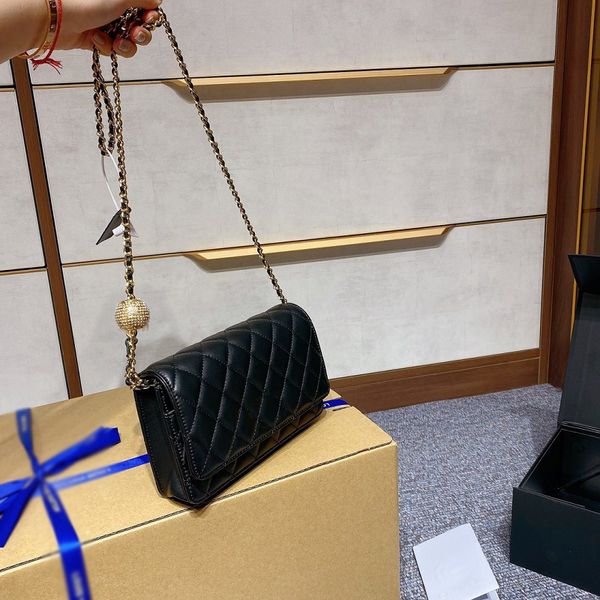 

high-quality handbags fashion ladies designer brand bags small diamond chain golden bag french shoulder ball leather decoration mes qnen