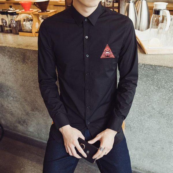 

2018 new men's casual stretch fashion triangle embroidery tide black and white shirt two colors1, White;black