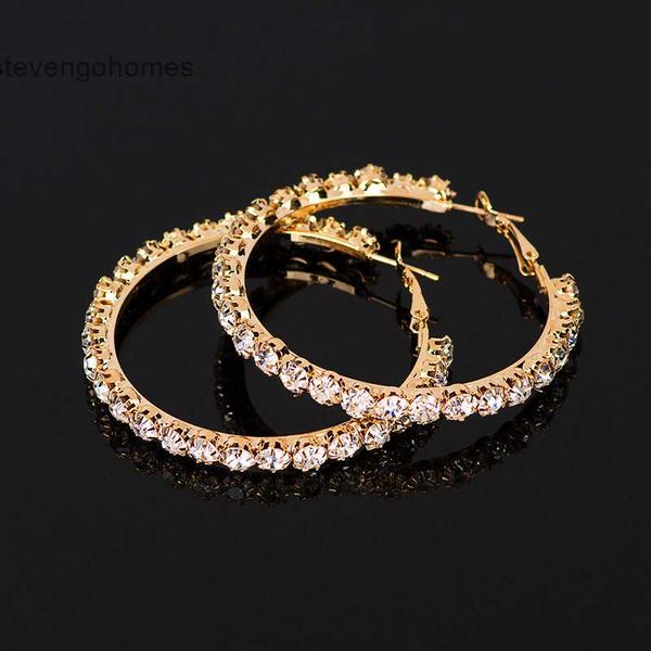 

street cao shi's personality exaggerates big earrings, fashion auction, super large earrings, Golden