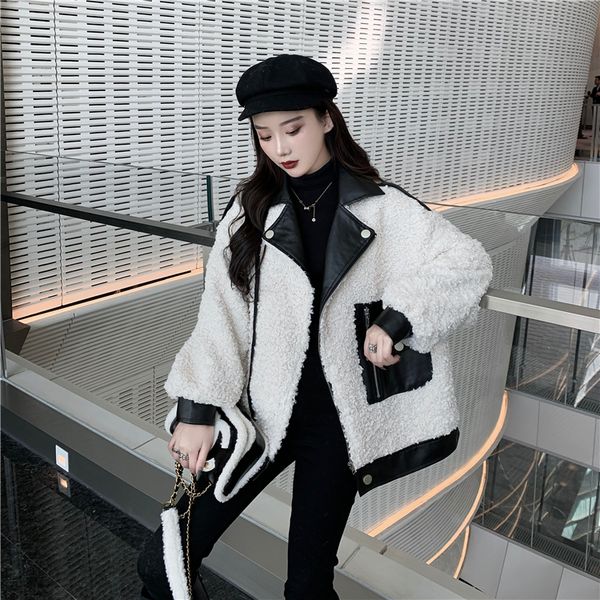 

make white imitation lambs wool coat female new winter brief paragraph coat loose woolen cloth joker 201028, Black