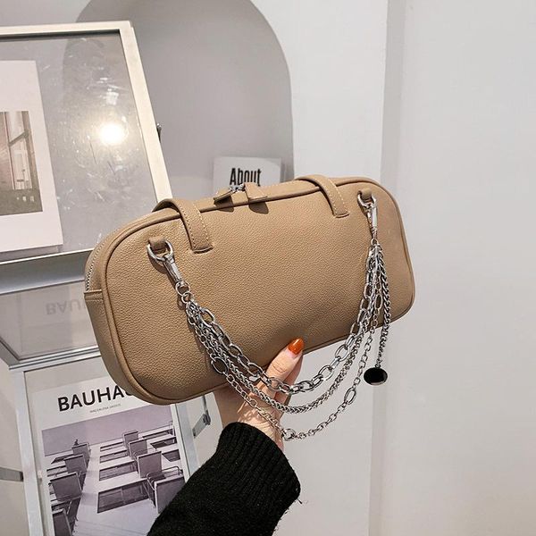 

cross body metal chain casual shoulder bag messenger personality trend solid color versatile daily street fashion women's 2021