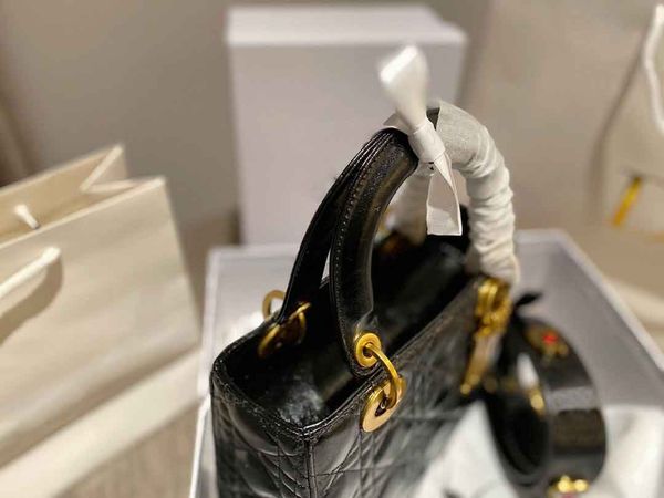 

famous stylist 21aw new socialite style fashion women totes bags designers female classical black color