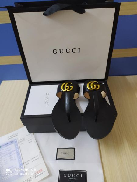 

new style 2019 designer design casual men and women flat sandals. simple, comfortable and stylish, lightweight, Black