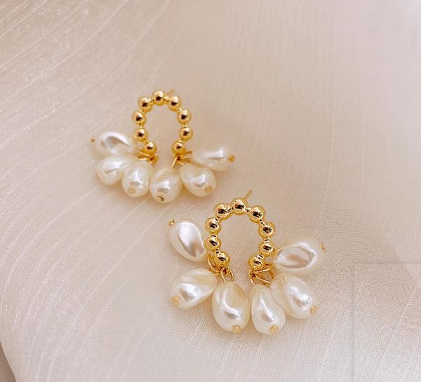 

2020 the new baroque style gold beads white pearl tassel earrings sweet fashion evening accessories 469, Golden;silver