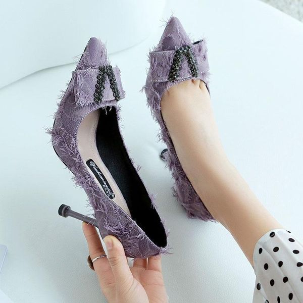 

2021 spring pointed shallow mouth stiletto high heel single shoes women's wild banquet dress large size small size shoes1, Black