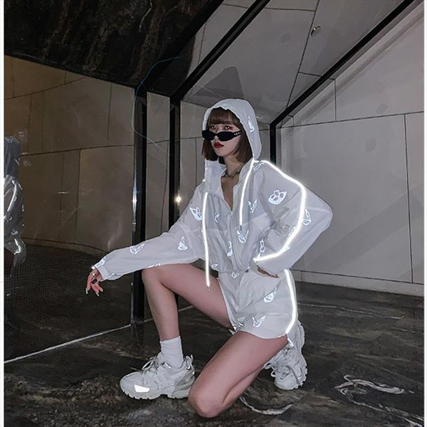 

women tracksuits 2piece set long sleeve butterfly reflective loose breathable hooded female loose glow jacket plus shorts, Gray