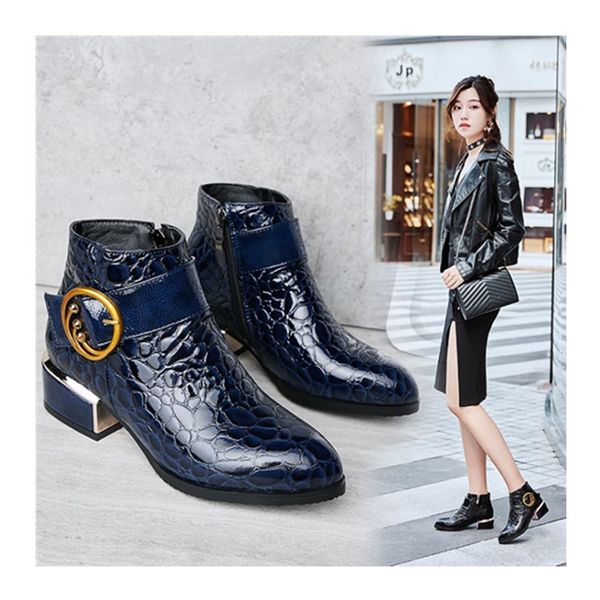 

2020 winter and mid-heel metal side women's boots dark blue relief leather shoes big 40-43 roho, Black