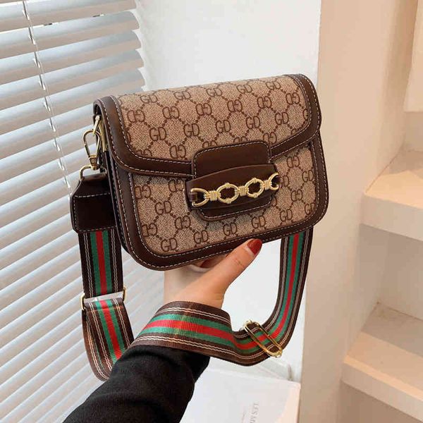 

75% off handbag factory store this year's popular bag women's trend red one shoulder saddle style printed