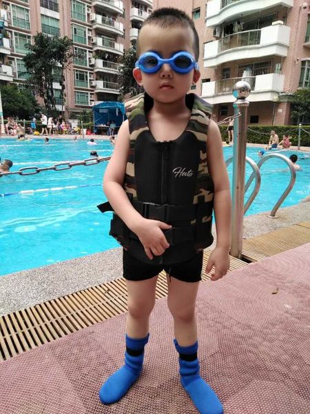 

kids profession surfing drifting motorboat fishing life vest children surfing fishing rafting snorkeling inflatable life jacket