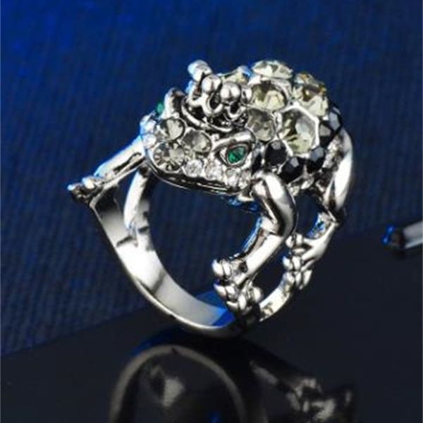 

crown small wholesale popular retro diamond frog hipster ring jewelry, Silver