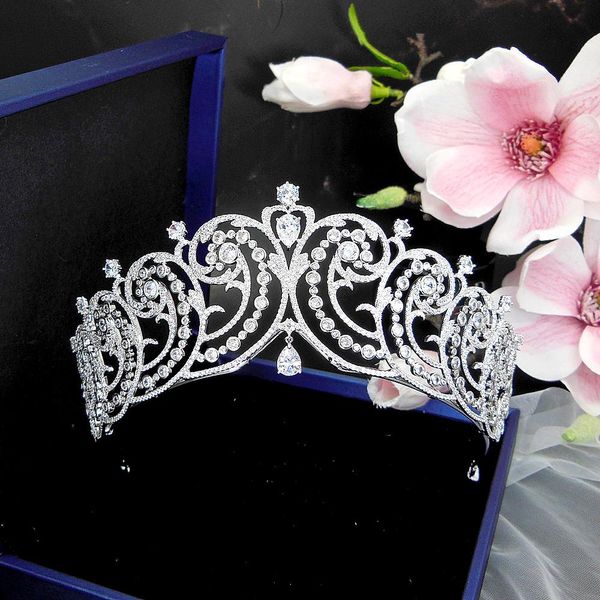Teardrop 3A Zircon Princess Crown Wedding Tiara Fascia Accessori per capelli da sposa Gioielli Diademi e corone Diademe WIGO1424
