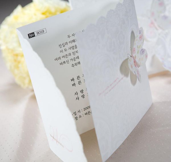 

wholesale- 50pcs/lot classic white colorful butterfly tri-fold wedding invitations cards with bbyuae packing2010