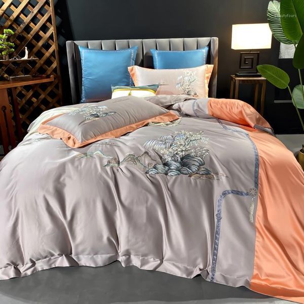 

2020 new products cotton satin embroidery bed sheet set quilt / duvet cover bed set luxury bedding king size 4-piece set.1