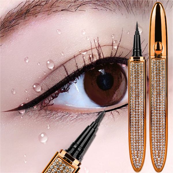 Matita per eyeliner liquido autoadesiva magica Senza colla Magnetica per ciglia Penna per eyeliner impermeabile