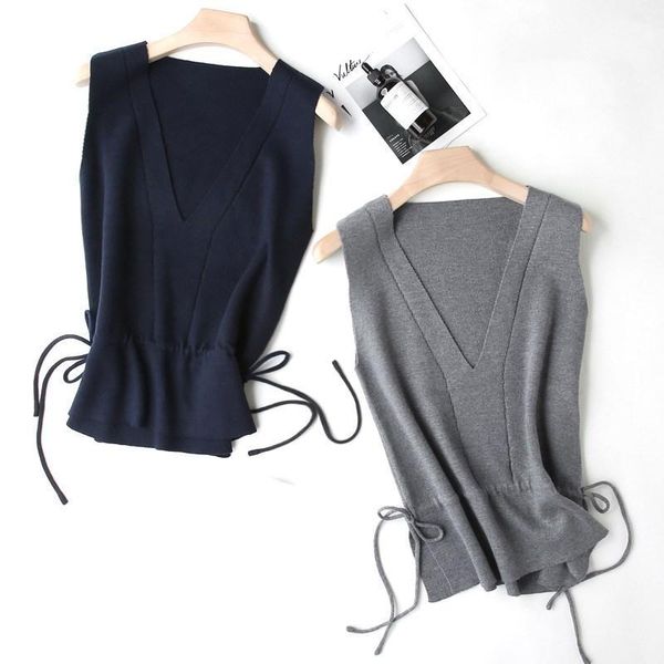 

2019 spring and autumn horse clip v neck short vest casual loose pure knitted vest1, Black;white
