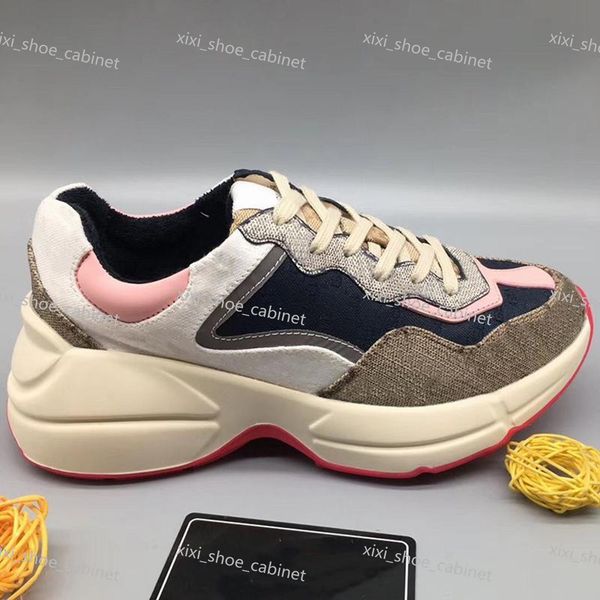 

2020 mens women's rhyton sneakers calfskin sneakers pink beige reflective fabric lace-up trainers platform shoes with box eu35-45, Black;red