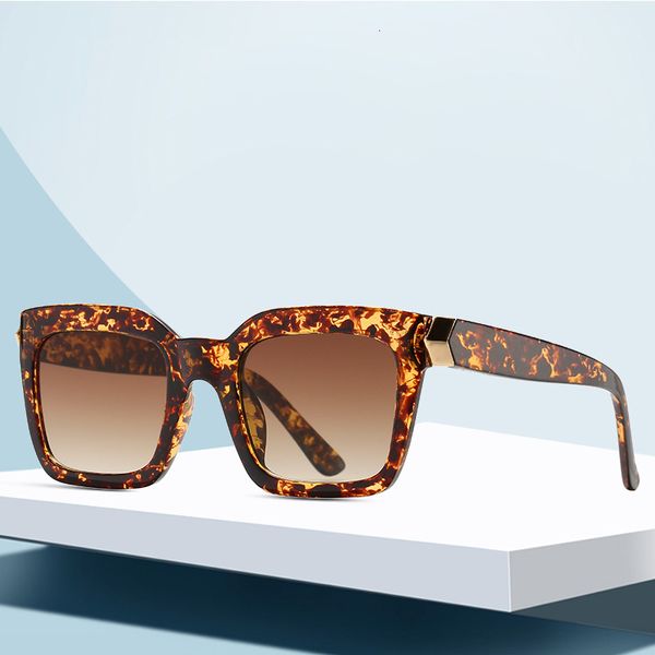 

new box fashion sunglasses 2172 trend men's and women's sunglasses classic versatile sunglasses designer aws, White;black