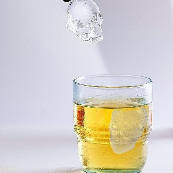 

skull ice tray 3d 6 grids whiskey ice cube sile quick-frozen mold nonstick-pan boxs for kitchen tools bbyoiq
