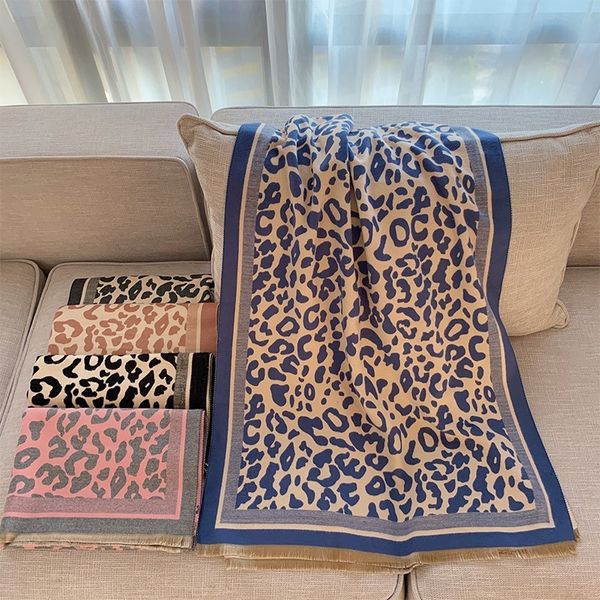 

egpf flight 50*50cm square hair l women neck scarf waiter fashion attendants business imitate bandana silk bag scarves small, Black;white
