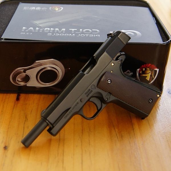 

291: 2.05 alloy imperial gun toy simulation metal boy m1911 model can be disassembled, assembled and not launched