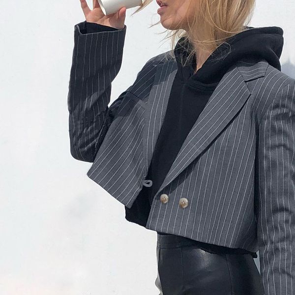 

2021 new trend of designers ins style suit coat 2020 new v-neck one button open navel small suit women's wear, White;black