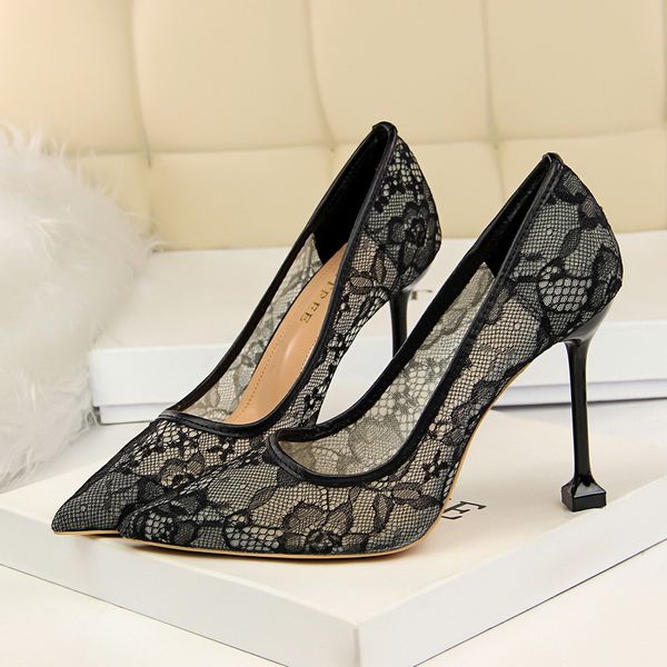 

2020 new autumn female designer green luxury bombs comfortable rentals flower 9.5 high-heeled shoes wedding dress 7c00, Black