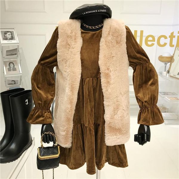 

niche design fur vest coat luxury mink like fur warm women coat vests 2020 fall/winter fashion furs women's coats, Black