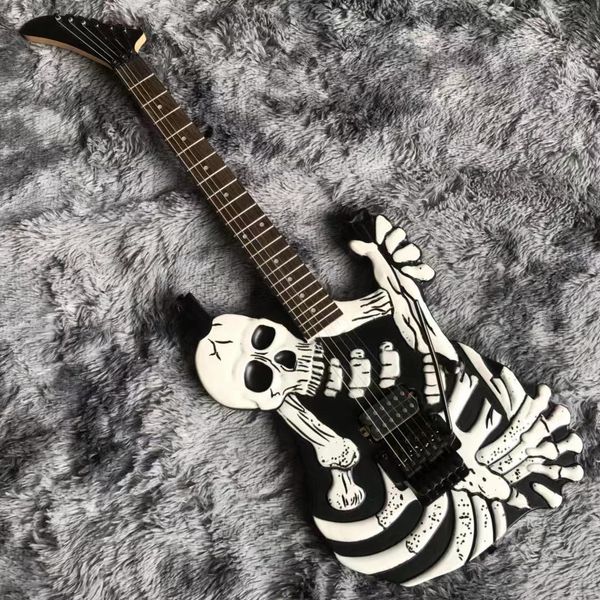 Custom Grand Black Skull Bones Gitarre mit geschnitztem Korpus, 6 Saiten, George Lynchs E-Gitarre