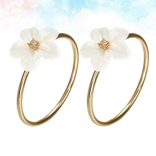 

2pcs creative napkin rings floral napkin circles metal holder table decoration for banquet random color1