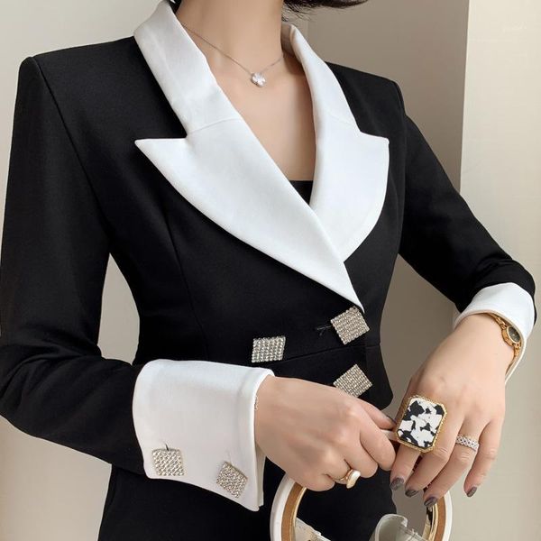 

spring autumn high-end women's jacket rhinestone button casual women turn-down collar long-sleeve short jacket black women coat1, Black;brown