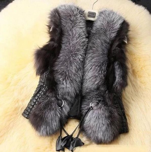 

fashion super texture european and american short design female simulation fur fur vest imitation jacket1, Black;white