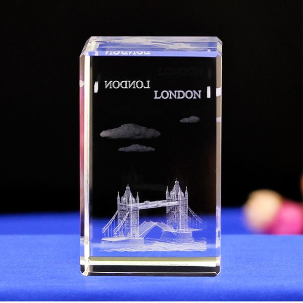 

2021 new london brie laser engraved crystal night led with 4 color changing light table lamps amazing gifts q75f
