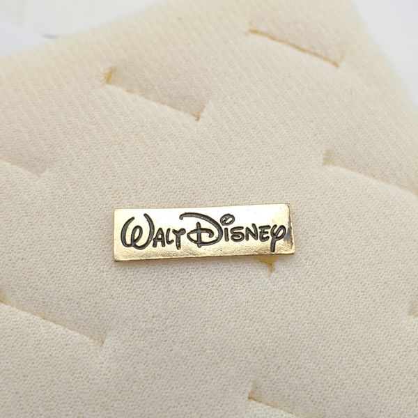 

letter brooch jewelry wholesale brooch wholesale to undertake various orders, Gray