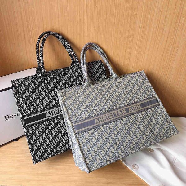 

2022 factory wholesale new model autumn and winter women's bag star with large capacity canvas trend