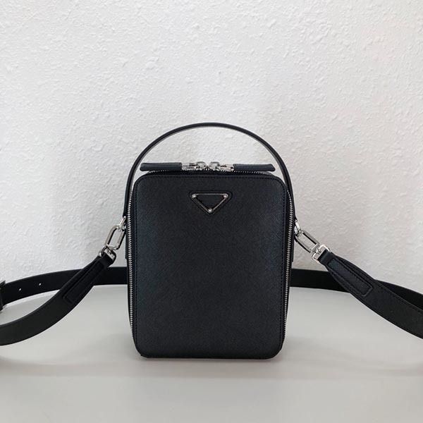 

p 066067new bag space to meet daily necessities lightweight fabrics soft and comfortable necessities for men and women