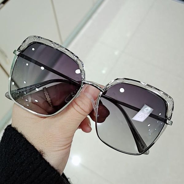 

sunglasses women fashion polygonal for ladies anti-ultraviolet, White;black