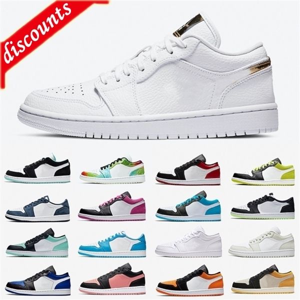 

white and gold jumpman 1 low mens obsidian basketball shoes unc 1s cactus jack bred toe men women trainers sports sneakers 5.5-1