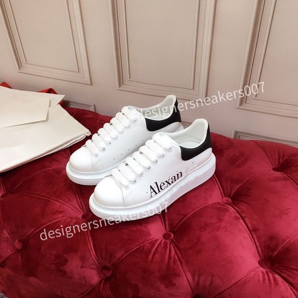 

2021top new Leather Lace Up Platform Oversized Sole Sneakers White Black Casual hc191002