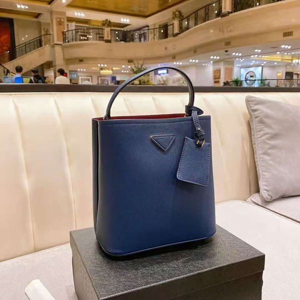 

2021 latest brand designer bags, luxury handbag, high-quality ladies handbags, leather fashion bucket ba gs, messenger bag, casual and versa
