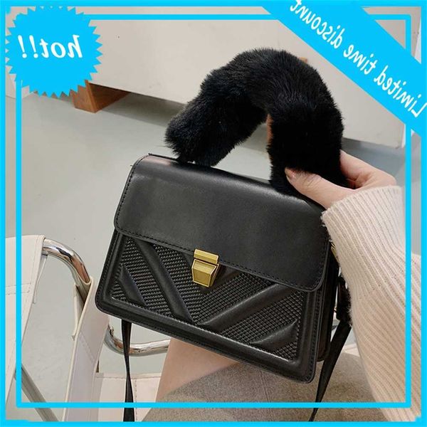 

luxury handbags designer shoulder for women 2021 new winter pluche handvat crossbody bags pu leather flap small draagbag bag