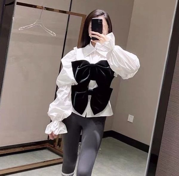 

ear edge stitching veet bow shirt women's autumn and winter 2020 new girl's feeling bubble sleeve age reducing french fashion, White