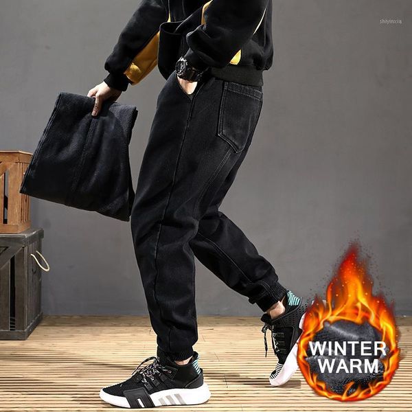 

2020 fashion winter jeans men black color loose spliced designer cargo pants harem jeans slack bottom hip hop velvet warm1, Blue