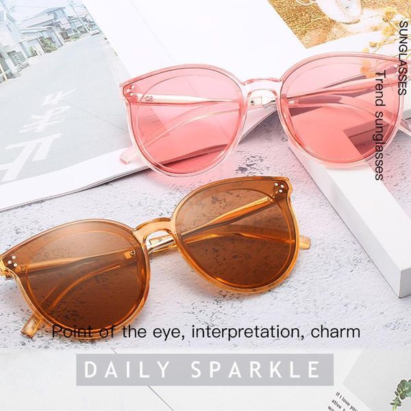 

2020fashion cateyes round frame ladies sunglasses outdoor beach, street shooting tourism sports sunglasses sun glasses for women1, White;black