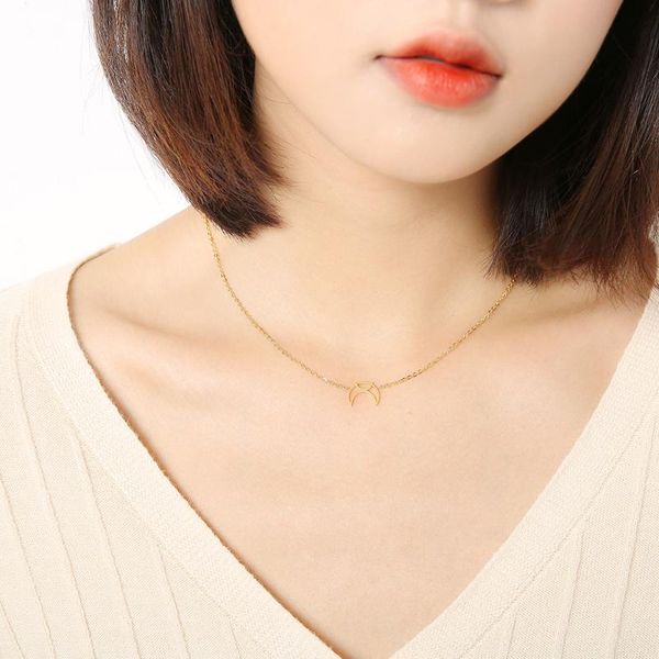 

pendant necklaces v attract crescent moon triangle necklace fashion jewelry adjustable link chain collares de moda, Silver