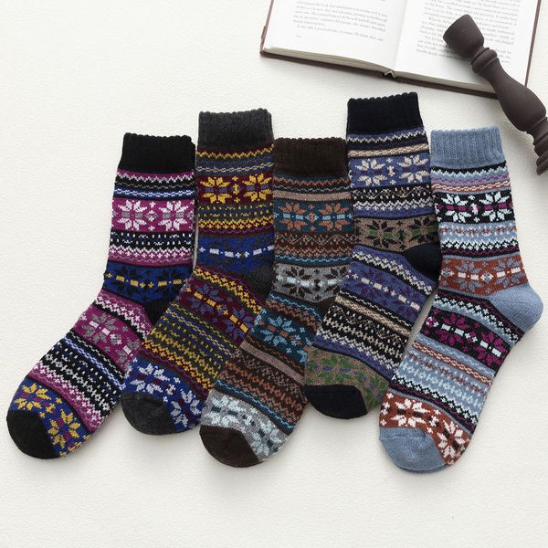 

5 pack christmas tree snow elk gift womens cotton vintage winter soft warm cold knit wool socks sokken, Black;white