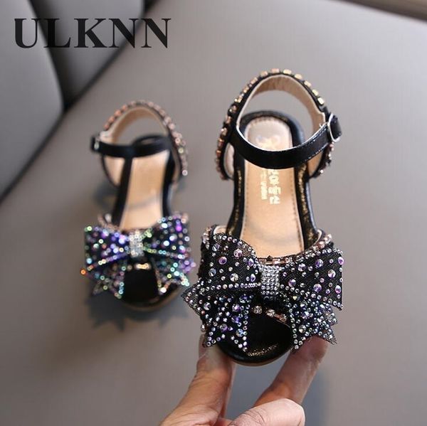 

ulknn summer girls sandals with bow open toe diamond princess party shoes soft flat sandals for girls kids sandals lj200827, Black;red