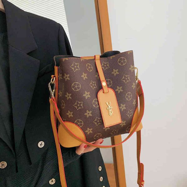 

2022 latest luggage factory wholesale women's autumn lovely bucket small fresh, sweet and elegant women bags