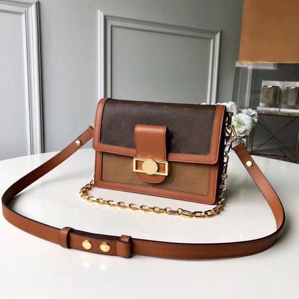 

latest fashion luxurys designers bags, men and women shoulder bag, handbags, backpacks, crossbody , waist pack.wallet.fanny packs l02