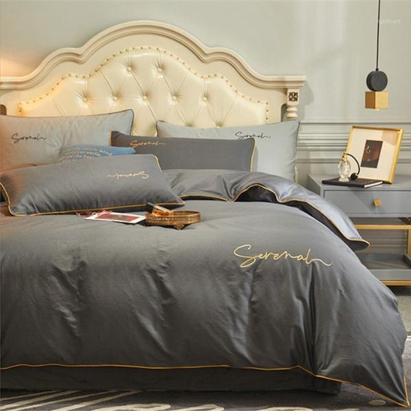 

4pcs/set classic fashion embroidery 100% cotton bedding set comforter home textile duvet cover pillow case sheet1